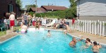 Party-piscine chez Lise Vinet 